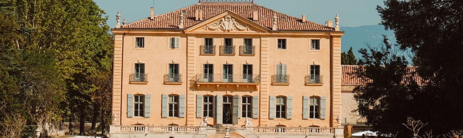 Domaine de Fonscolombe - Vignoble et hôtellerie 